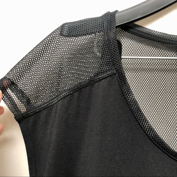 Fabletics Black Mesh Vanessa Top w/ Racerback - Picture 5 of 8